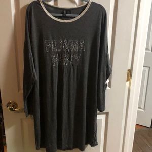 Ladies 2x night gown new with tags